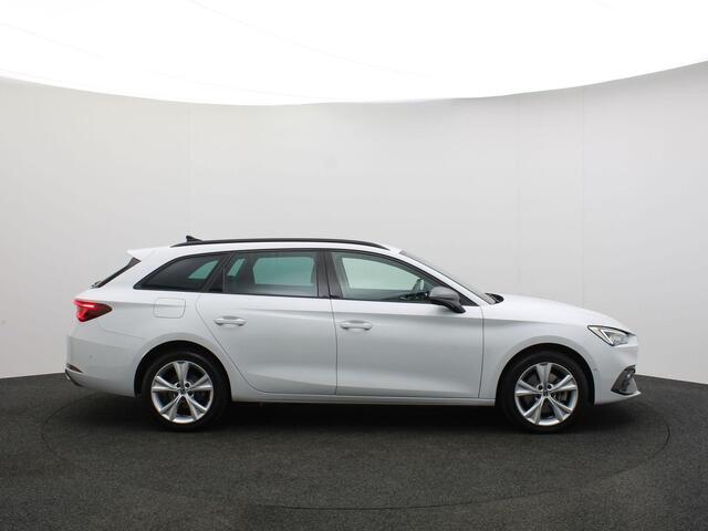 Seat LEON Sportstourer FR Business Intense 1.4 TSI e-Hybrid 204pk DSG Automaat Adaptive cruise control, Navigatie, Achteruitrijcamera, Stuurwiel verwarmd, Elektrische achterklep