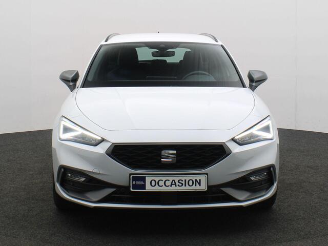 Seat LEON Sportstourer FR Business Intense 1.4 TSI e-Hybrid 204pk DSG Automaat Adaptive cruise control, Navigatie, Achteruitrijcamera, Stuurwiel verwarmd, Elektrische achterklep