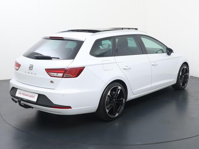 Seat LEON ST 1.4 EcoTSI FR Connect | 150 PK | Panorama dak | Multifunctioneel stuurwiel | Bluetooth | Spraakbediening | Cruise control | automatische verlichting | Inklapbare spiegels | Deurvergrendeling | Parkeersensoren | Climate | Dab+ | Navigatie FullMap | Appl