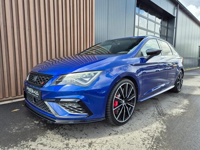 Seat LEON 2.0 TSI CUPRA 300 | Pano | Virtual | Keyless| Carbon