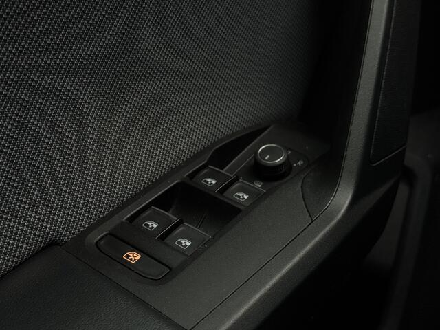 Seat LEON 1.0 eTSI Style Business | Climate | Virtual | Camera