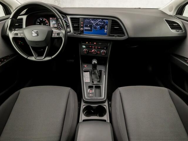 Seat LEON ST 1.5 TSI Sport 150Pk Automaat (NAVIGATIE, CLIMATE, CAMERA, KEYLESS, SPORTSTOELEN, TREKHAAK, PARKEERSENSOREN, CRUISE, NIEUWSTAAT)
