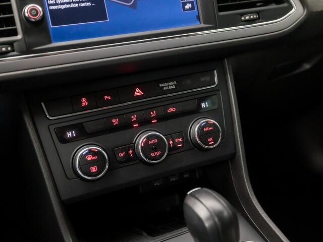 Seat LEON ST 1.5 TSI Sport 150Pk Automaat (NAVIGATIE, CLIMATE, CAMERA, KEYLESS, SPORTSTOELEN, TREKHAAK, PARKEERSENSOREN, CRUISE, NIEUWSTAAT)