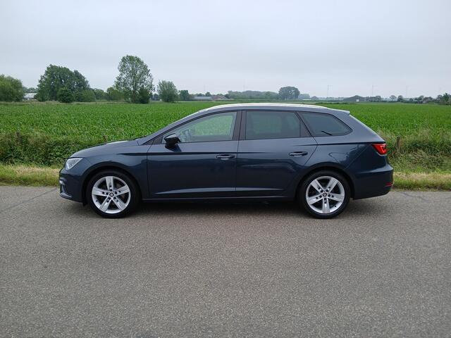 Seat LEON ST 1.5 TSI FR Business Intense + LED + Camera + Winter pakket, etc. 71.000 k.m.!