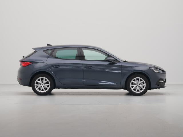Seat LEON 1.0 TSI 110pk Style Business Intense Navigatie Clima Camera Lm Velgen