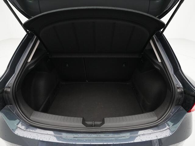 Seat LEON 1.0 TSI 110pk Style Business Intense Navigatie Clima Camera Lm Velgen
