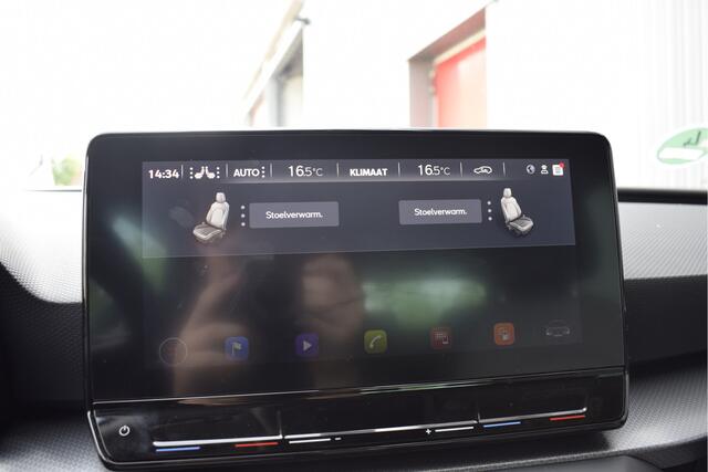 Seat LEON 1.5 TSI Style Adaptive cruise, Virtual cockpit, Camera