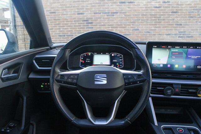 Seat LEON 1.4 TSI eHybrid PHEV FR Bus. Intense PANO|CAMERA|STOELVW|CARPLAY