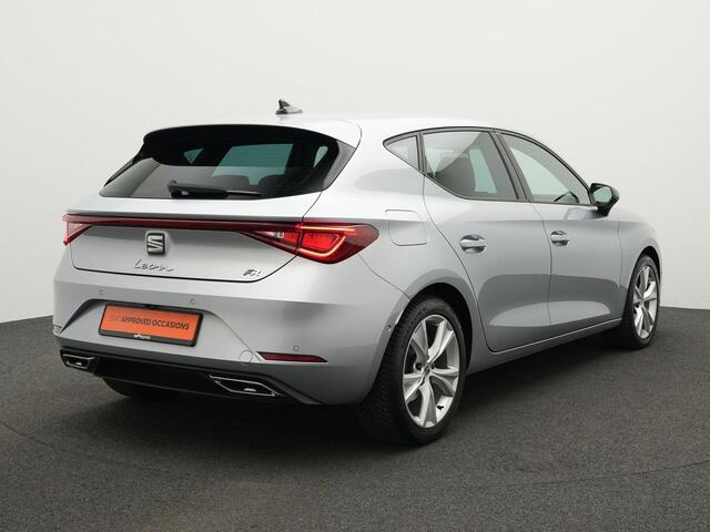 Seat LEON 1.0 eTSI 110 pk DSG FR Business Intense | Achteruitrijcamera | Navigatie | Adaptive Cruise | Side Assist | Sportonderstel