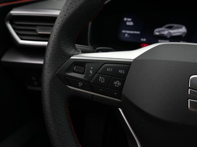 Seat LEON 1.0 eTSI 110 pk DSG FR Business Intense | Achteruitrijcamera | Navigatie | Adaptive Cruise | Side Assist | Sportonderstel