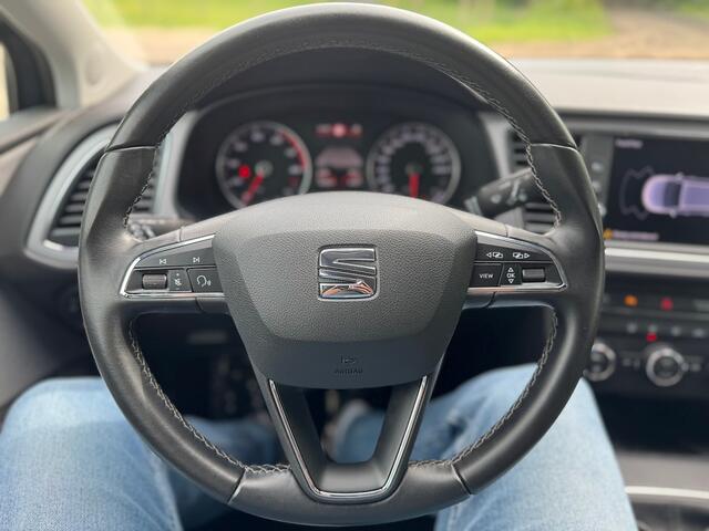 Seat LEON 1.0 TSI Style Bns Intense ecc,navigatie,lmv,dglas,chroom,pdc