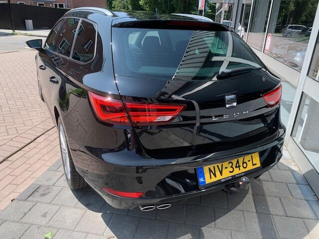 Seat LEON ST 1.4 EcoTSI Xcellence , trekhaak, leder.