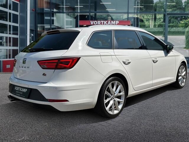 Seat LEON 1.4 TSI FR LINE PANO-DAK/CAMERA/STOELVERW/CRUISE/NAVI