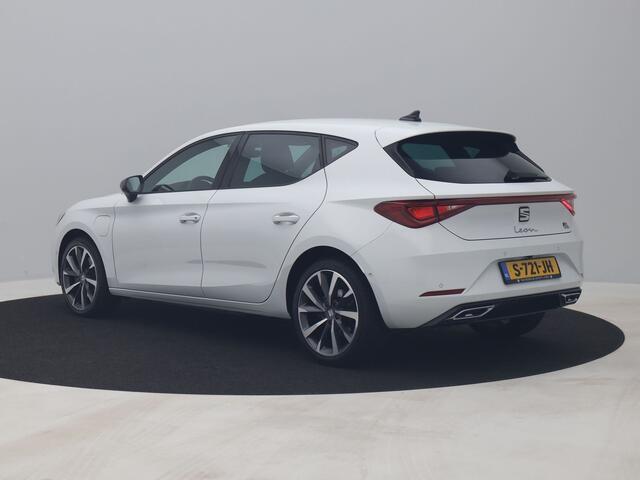 Seat LEON 1.4 TSI eHybrid PHEV FR Business Intense | CAMERA | ADAPTIVE | KEYLESS | STOEL- EN STUURVERW.