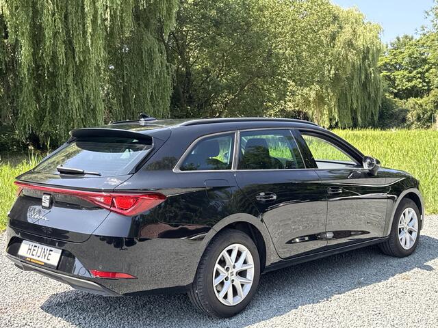 Seat LEON Sportstourer 1.0 eTSI DSG STYLE CAMERA/ACC/CARPLAY