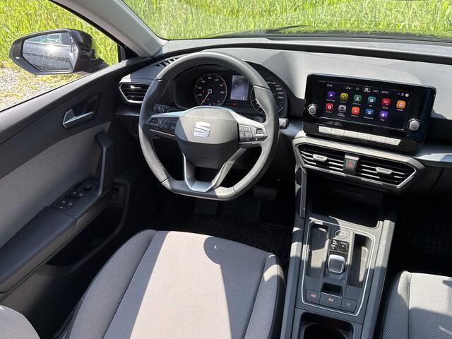 Seat LEON Sportstourer 1.0 eTSI DSG STYLE CAMERA/ACC/CARPLAY