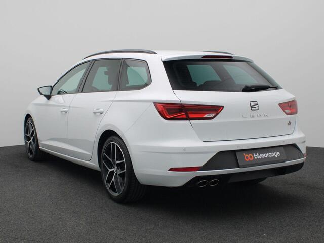 Seat LEON ST 1.4 EcoTSI FR Business Intense 150PK DSG Keyless, Cruise Controle, Navi, Achteruitrijcamera, Virtual Cockpit, Stoelverwarming, Seat Sound Audio, DCC, 17" LM Velgen