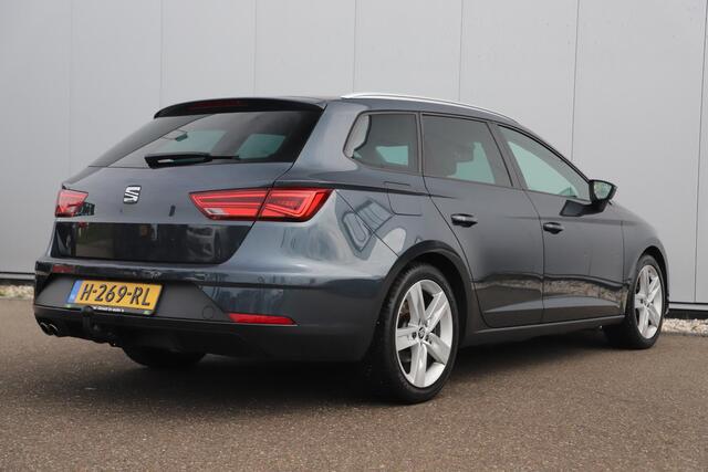 Seat LEON ST 1.5 TSI FR Ultimate Edition 150PK Automaat Trekhaak Virtual Navigatie Carplay Android Achteruitrijcamera Full LED Beats Audio