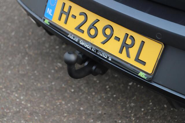 Seat LEON ST 1.5 TSI FR Ultimate Edition 150PK Automaat Trekhaak Virtual Navigatie Carplay Android Achteruitrijcamera Full LED Beats Audio