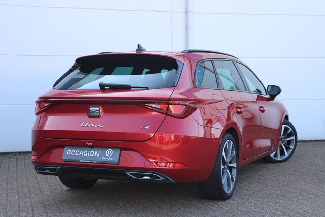 Seat LEON Sportstourer 1.5 eTSI FR Launch Edition