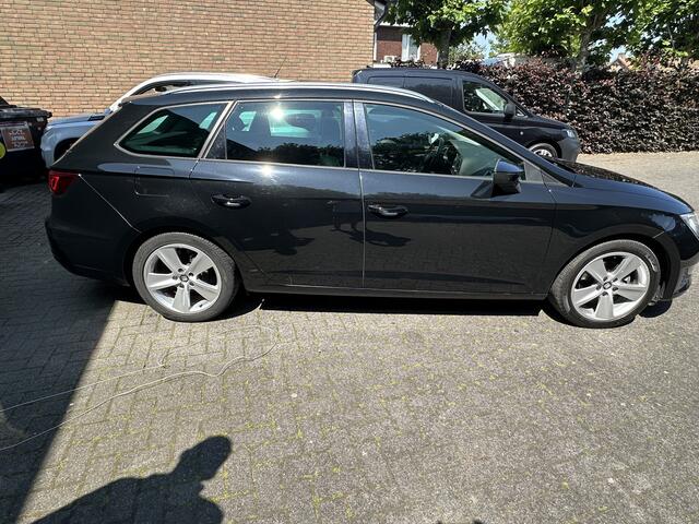 Seat LEON ST 1.4 TSI X-PERIENCE Connect cuise navi panodak enz Af neembare trekhaak sportvelgen