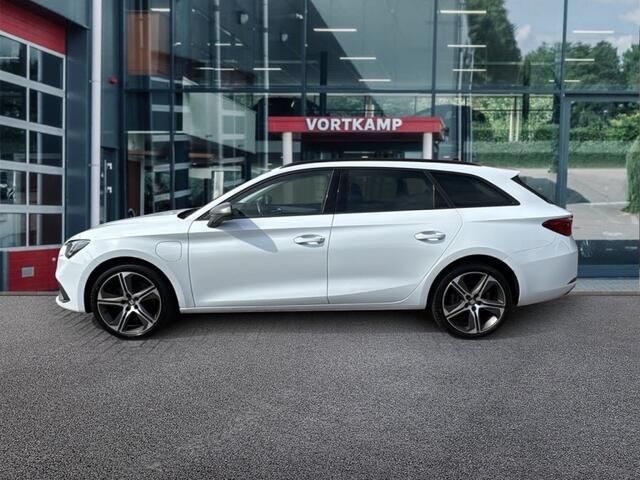 Seat LEON 1.4 TSI DSG FR E-HYBRID TREKHAAK/NAVI/CARPLAY/PDC/ACC/STOEL-STUURVERW