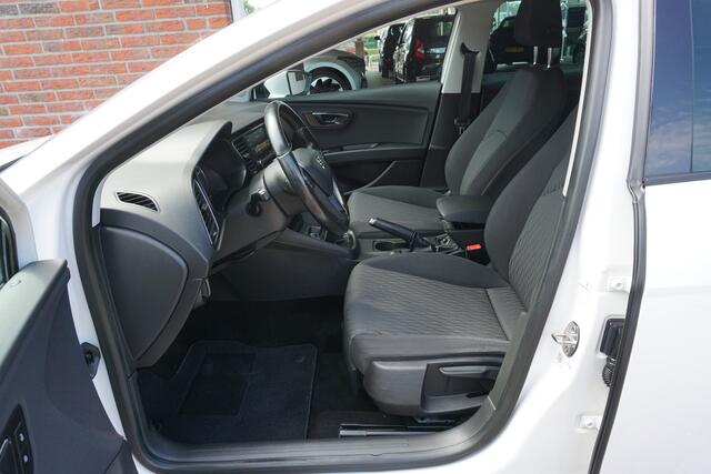 Seat LEON ST 1.0 EcoTSI Style Connect Trekhaak | ECC | Apple Carplay * All in prijs *
