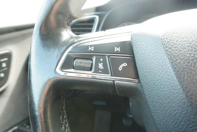 Seat LEON ST 1.0 EcoTSI Style Connect Trekhaak | ECC | Apple Carplay * All in prijs *