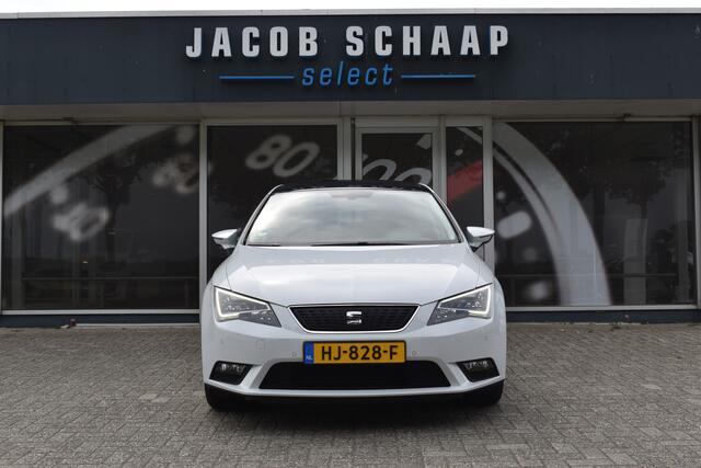 Seat LEON 1.0 EcoTSI Style Connect / Schuif-/kanteldak / Cruise / Camera / Trekhaak afn. / Sportstoelen
