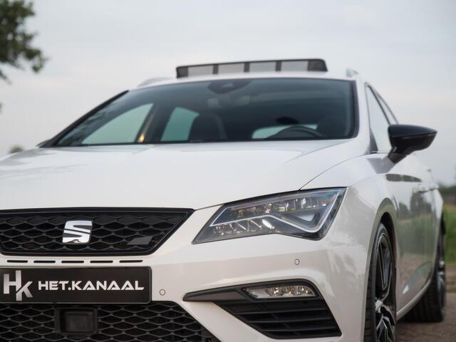 Seat LEON ST 2.0 CUPRA 300 4DRIVE Pano Schaal ACC