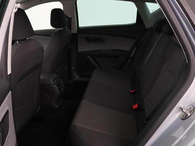 Seat LEON 1.0 EcoTSI Style Business Intense | 1e eigenaar | DSG automaat | Camera | Stoelverwarming | Carplay | Virtual cockpit