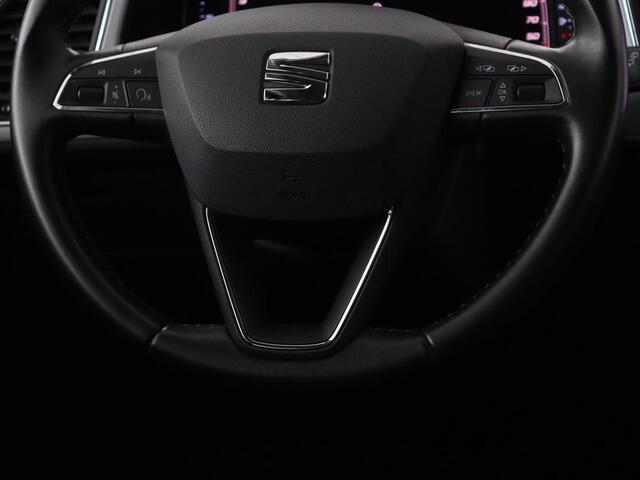 Seat LEON 1.0 EcoTSI Style Business Intense | 1e eigenaar | DSG automaat | Camera | Stoelverwarming | Carplay | Virtual cockpit
