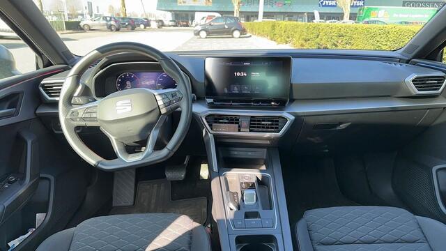 Seat LEON 1.5 TSI 150pk FR Launch Edition DSG / Panoramadak / Keyless / Camera / Stoelverwarming