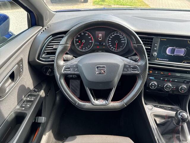 Seat LEON 1.4 EcoTSI FR Business Intense | 150Pk | Full LED | trekhaak | Clima | Navi | PDC |