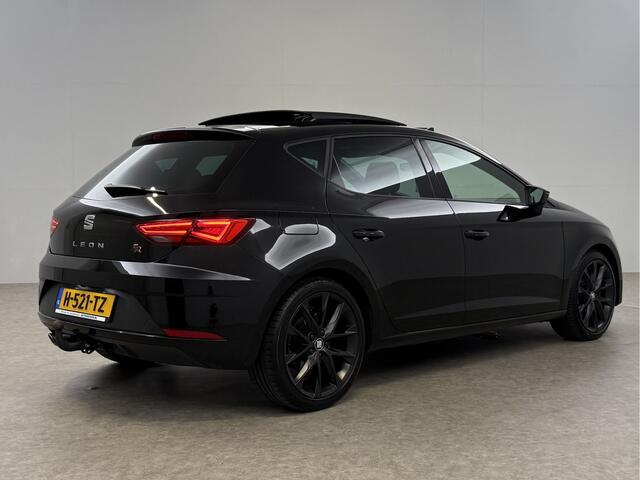 Seat LEON 1.5 TSI FR 150PK Ultimate Edition Black Pano Beats-audio Sfeer LED Trekhaak Camera Carplay Clima Virtual Navi PDC 18"LMV