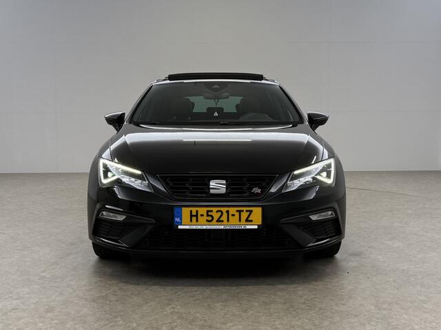 Seat LEON 1.5 TSI FR 150PK Ultimate Edition Black Pano Beats-audio Sfeer LED Trekhaak Camera Carplay Clima Virtual Navi PDC 18"LMV