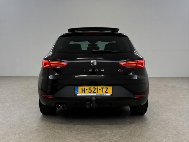 Seat LEON 1.5 TSI FR 150PK Ultimate Edition Black Pano Beats-audio Sfeer LED Trekhaak Camera Carplay Clima Virtual Navi PDC 18"LMV