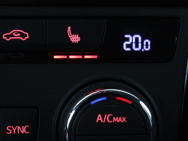 Seat LEON 1.5 TSI FR Business Intens | Stoelverwarming | Trekhaak | Adaptive cruise | Carplay | Virtual Cockpit | Full LED | Sfeerverlichting | Navigatie