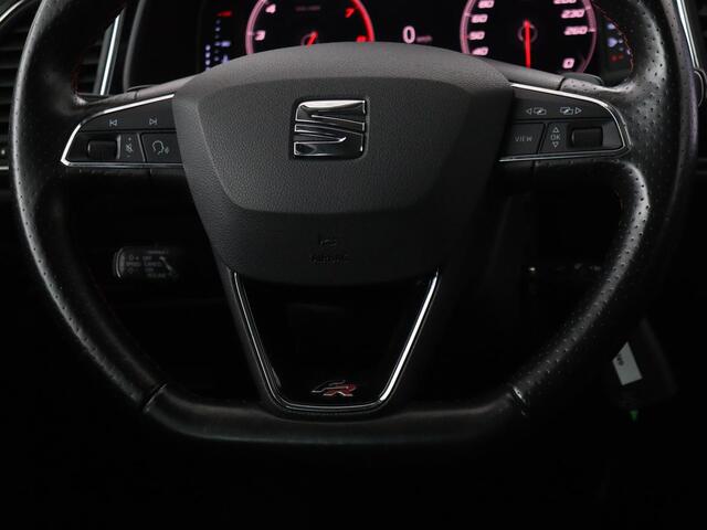 Seat LEON 1.5 TSI FR Business Intens | Stoelverwarming | Trekhaak | Adaptive cruise | Carplay | Virtual Cockpit | Full LED | Sfeerverlichting | Navigatie