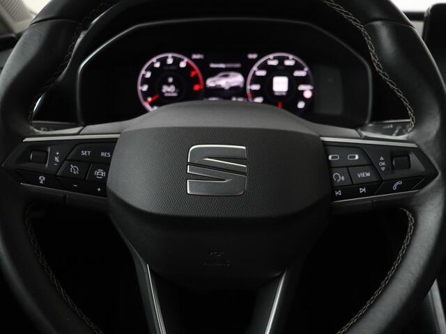 Seat LEON 1.0 TSI Style Launch Edition | Camera | Adaptive cruise | Carplay | Navigatie | DAB | Parkeerhulp | Full LED | Climate control