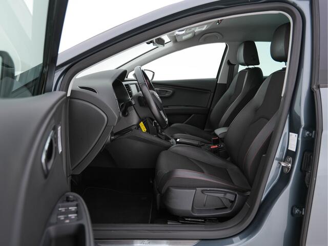 Seat LEON 2.0 TDI FR Connect Aut. *LEATHER-MICROFIBRE | NAVI-FULLMAP | SPORT-SEATS | SEAT-SOUND | AMBIENT-LIGHT | ECC | SHIFT-PADDLES | PDC | CRUISE | 17''ALU*