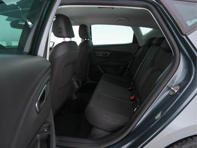 Seat LEON 2.0 TDI FR Connect Aut. *LEATHER-MICROFIBRE | NAVI-FULLMAP | SPORT-SEATS | SEAT-SOUND | AMBIENT-LIGHT | ECC | SHIFT-PADDLES | PDC | CRUISE | 17''ALU*