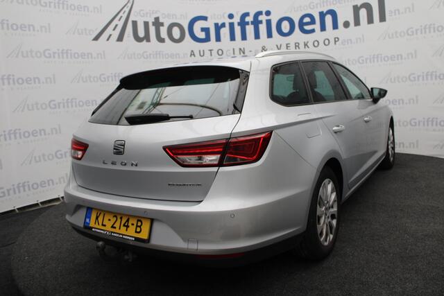 Seat LEON ST 1.0 EcoTSI Style Connect nette station met trekhaak