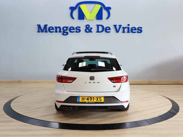 Seat LEON ST 1.5 TSI FR Ultimate Edition Black Airco ECC | Panorama | Virtual | Camera | Adaptive Cruise | Trekhaak | LED | Beats | Isofix | NAP
