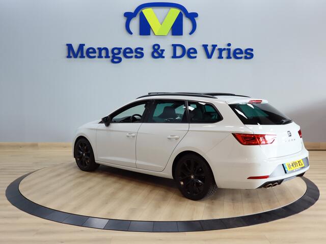 Seat LEON ST 1.5 TSI FR Ultimate Edition Black Airco ECC | Panorama | Virtual | Camera | Adaptive Cruise | Trekhaak | LED | Beats | Isofix | NAP