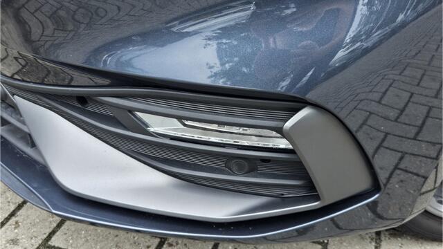 Seat LEON Sportstourer 1.4 TSI eHybrid PHEV FR + MATRIX LED + ALCANTARA + DIG DASH + CAMERA