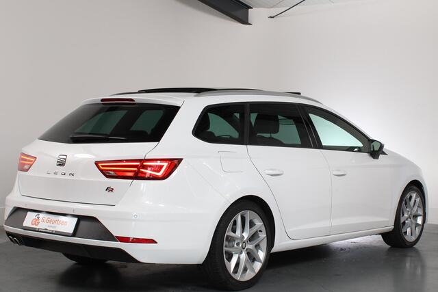 Seat LEON 2.0 TSI FR Business Intense Panoramadak, Virtual Cockpit, Keyless,