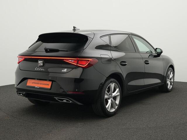 Seat LEON 1.4 TSI eHybrid PHEV FR Business Intense | Achteruitrijcamera | Sportstoelen | Adaptive Cruise Control | Park Assist | 17 inch