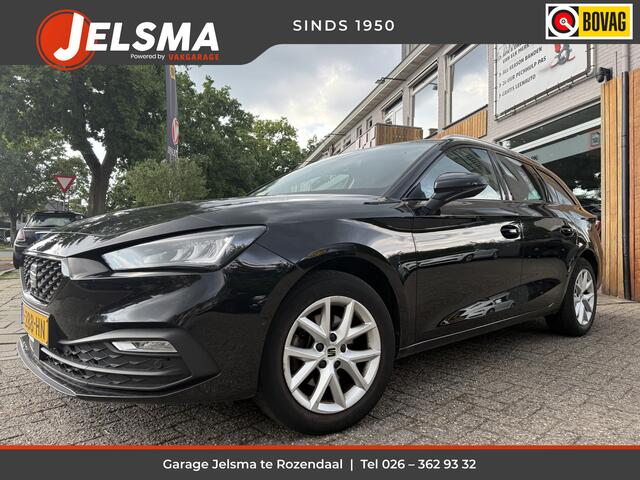 Seat LEON Sportstourer 1.5 eTSi Style Launch Edition Aut., Panoramadak | Trekhaak