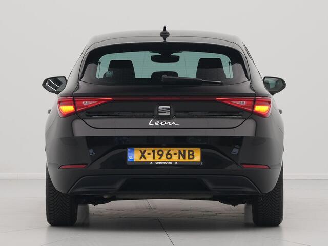 Seat LEON 1.0 TSI 110pk Style Business Intense Navigatie Pdc Clima Acc 318
